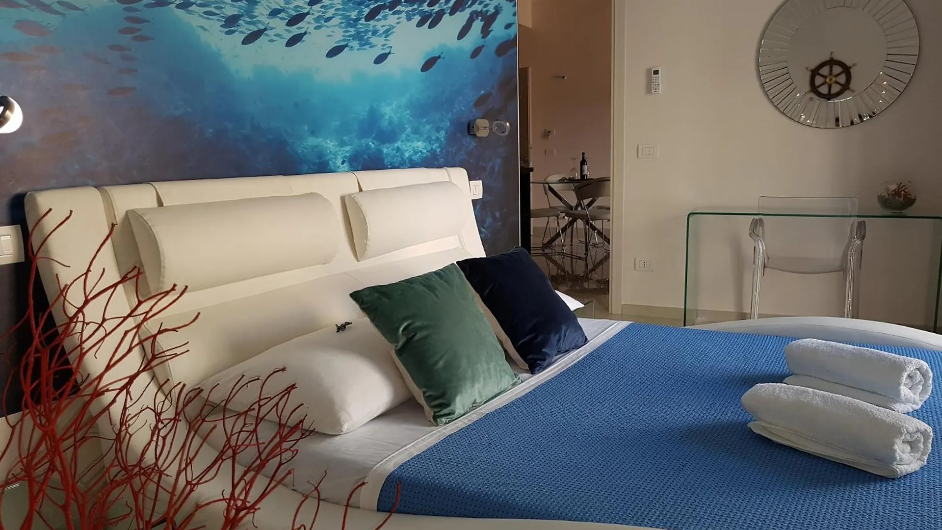 I Due Grifoni Apartments Таормина Италия
