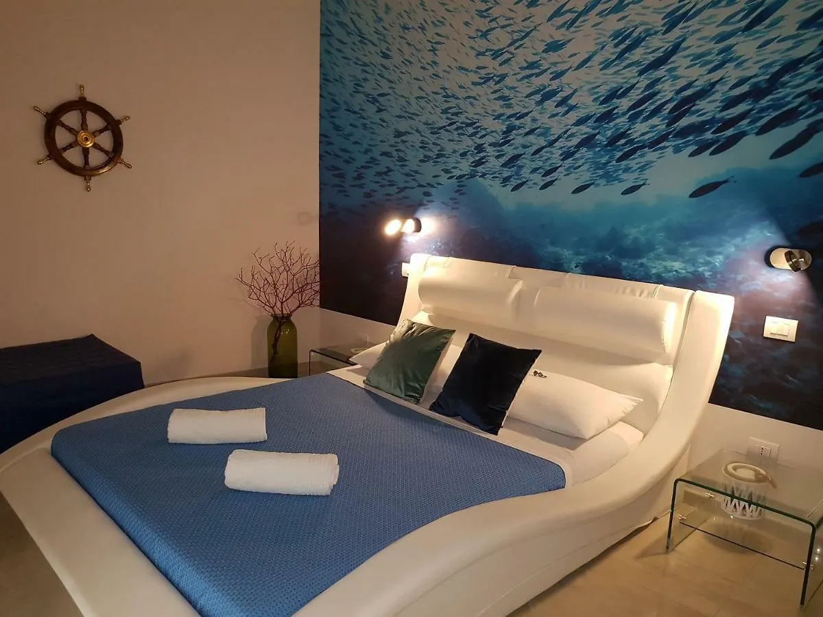 I Due Grifoni Apartments Таормина