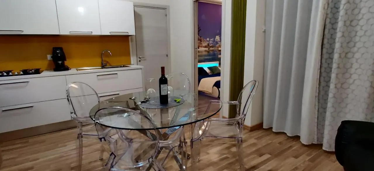 I Due Grifoni Apartments Таормина